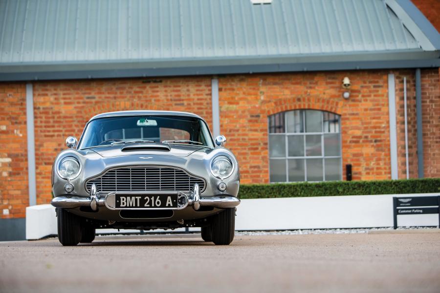  Aston Martin DB5 Bond Car 1965 года  (фото 34 из 36)